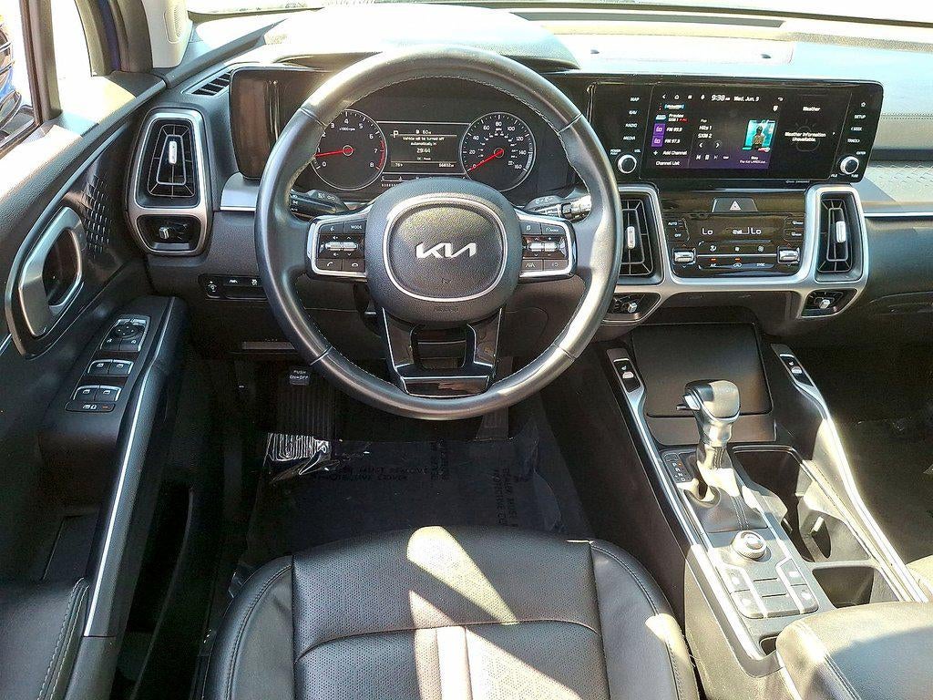 2022 Kia Sorento S FWD