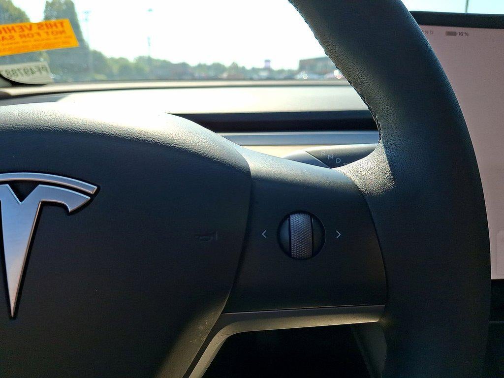 2023 Tesla Model 3 RWD