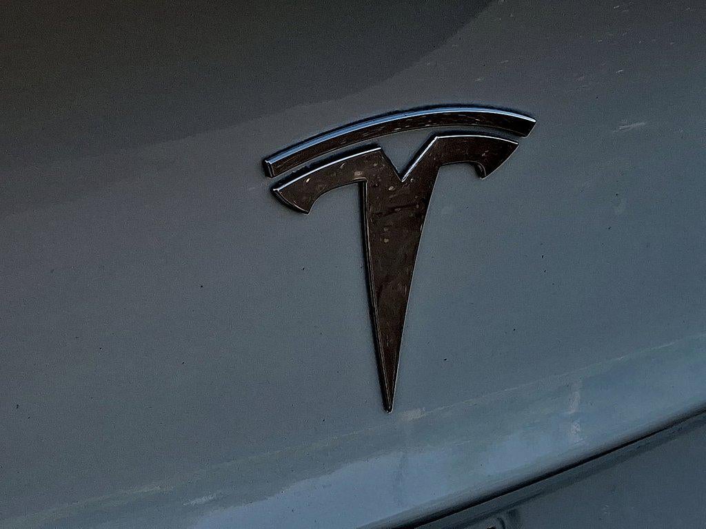 2023 Tesla Model 3 RWD