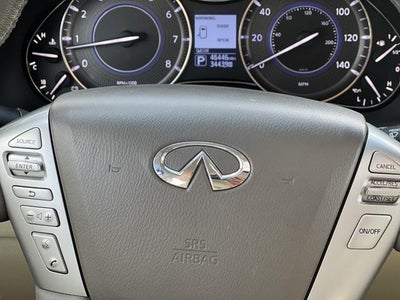 2017 INFINITI QX80 RWD