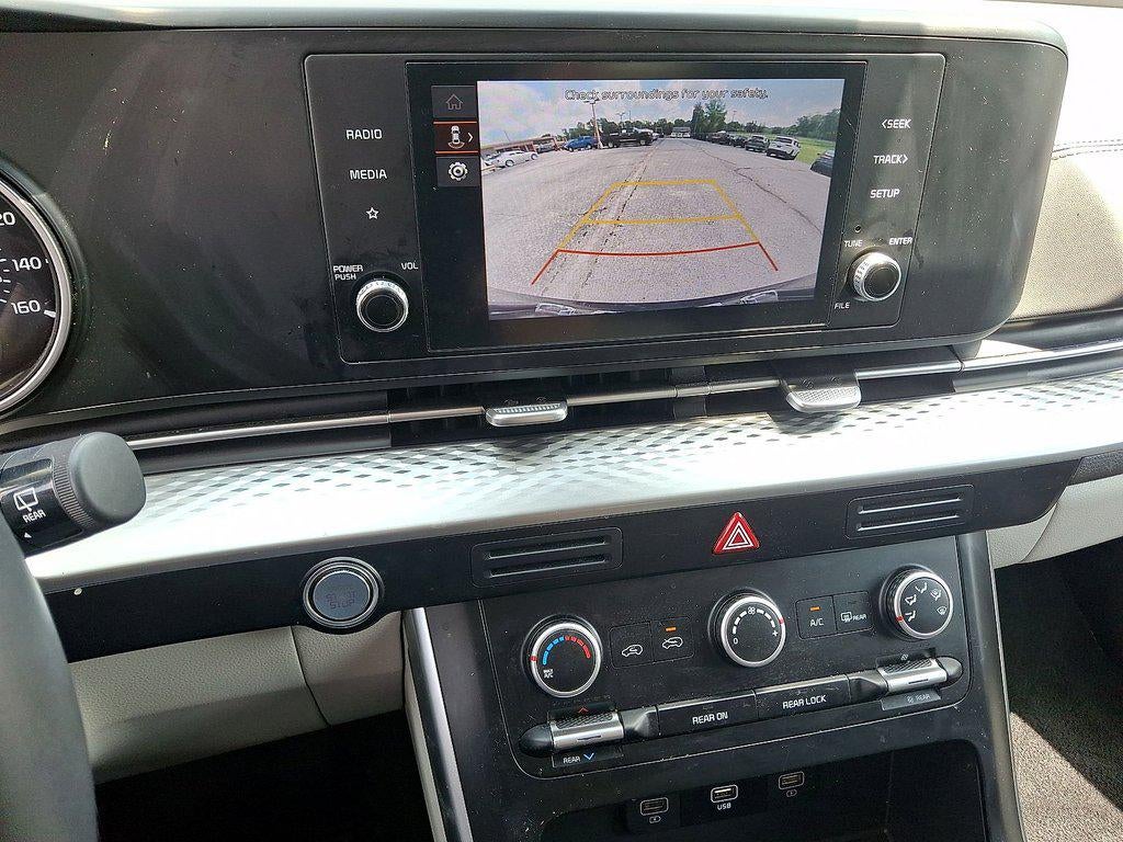 2024 Kia Carnival LX FWD w/Seat Pkg