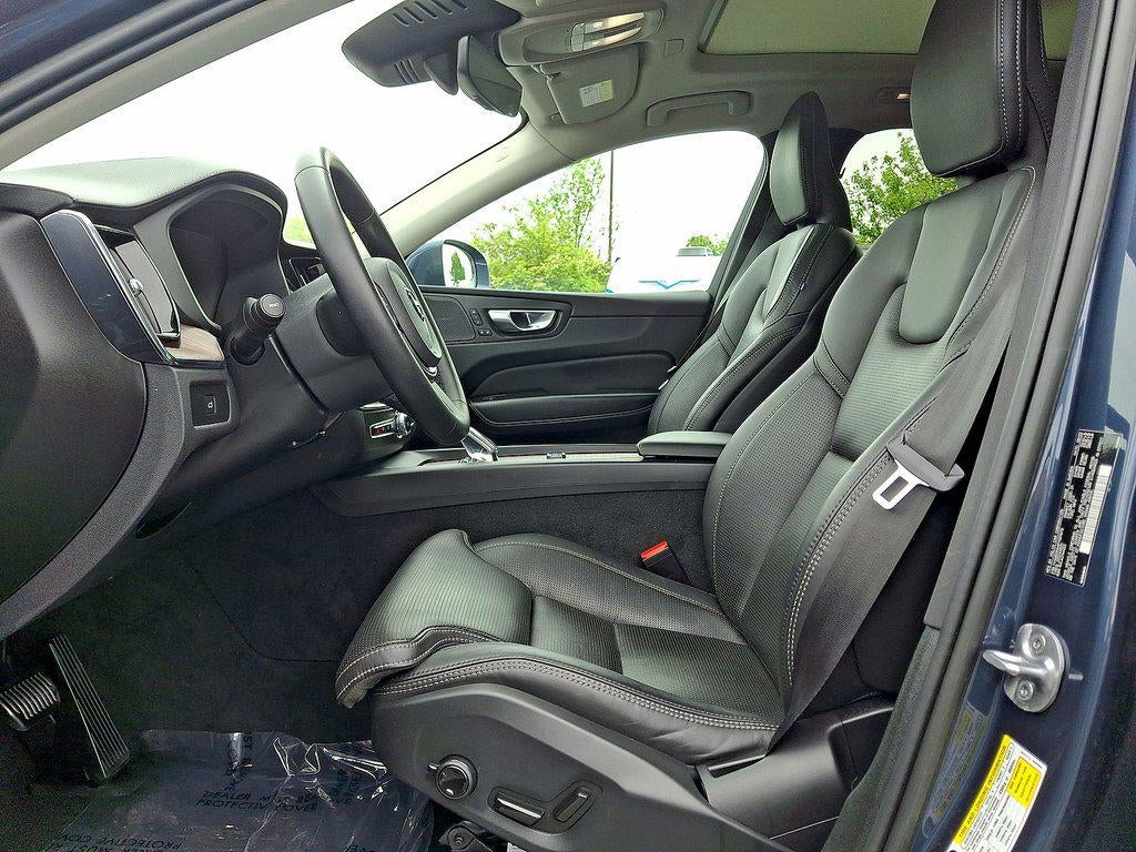 2023 Volvo Xc60 B6 AWD Ultimate Bright Theme