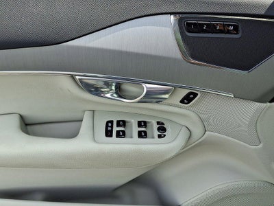 2022 Volvo Xc90 T5 AWD Momentum 7P