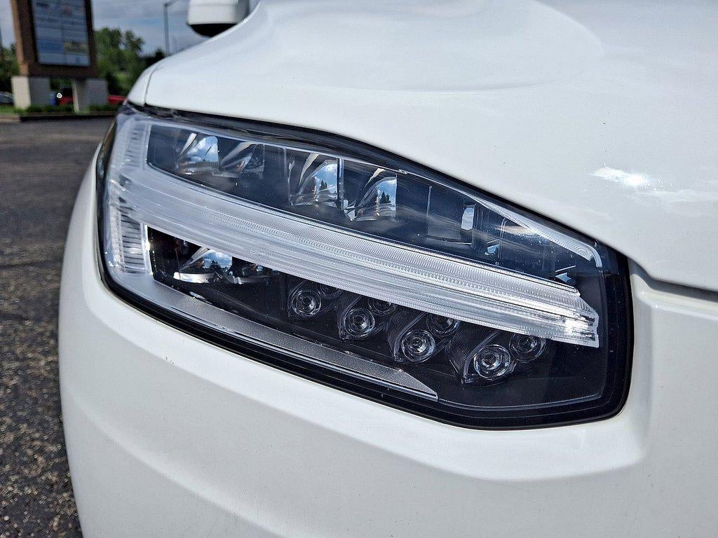 2022 Volvo Xc90 T5 AWD Momentum 7P