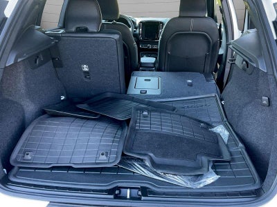 2021 Volvo XC40 Recharge P8 eAWD Pure Electric