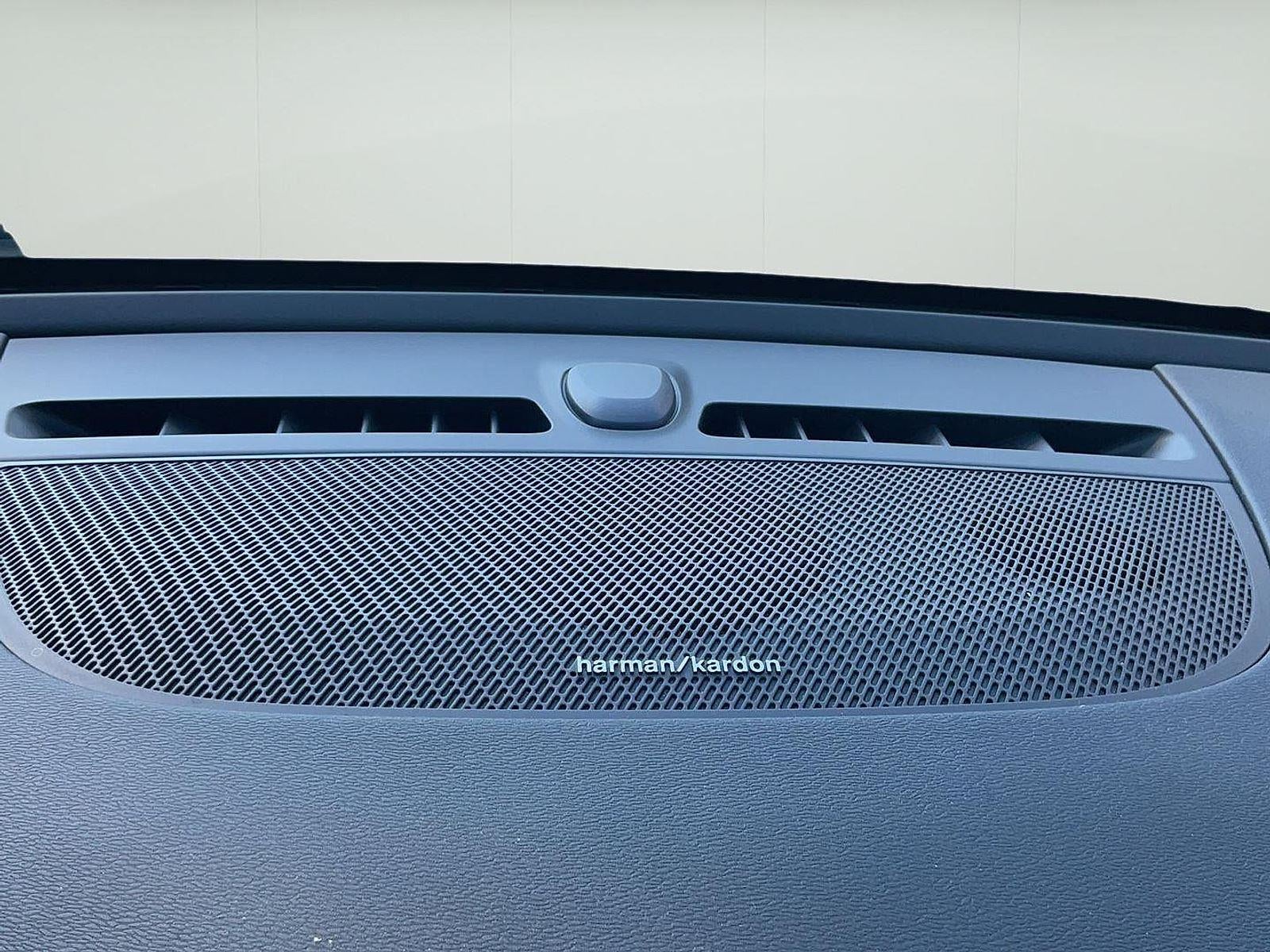 2021 Volvo XC40 Recharge P8 eAWD Pure Electric