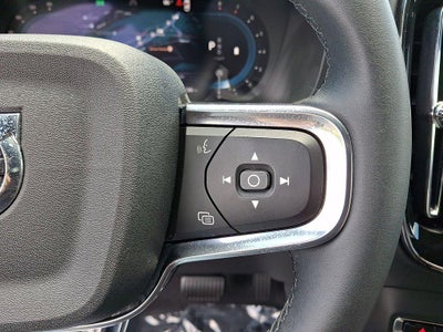 2024 Volvo Xc40 B5 AWD Core Bright Theme