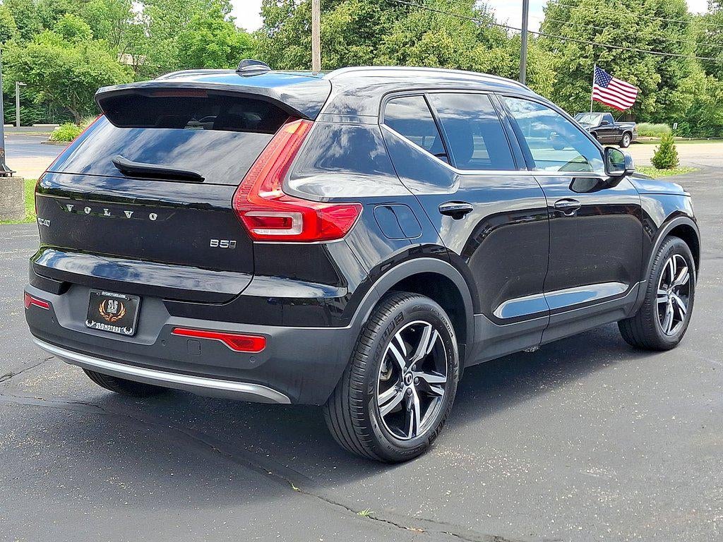 2024 Volvo Xc40 B5 AWD Core Bright Theme