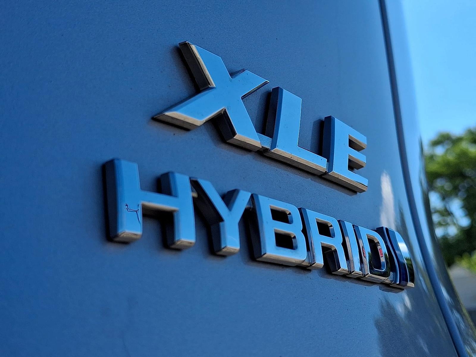 2023 Toyota RAV4 Hybrid XLE