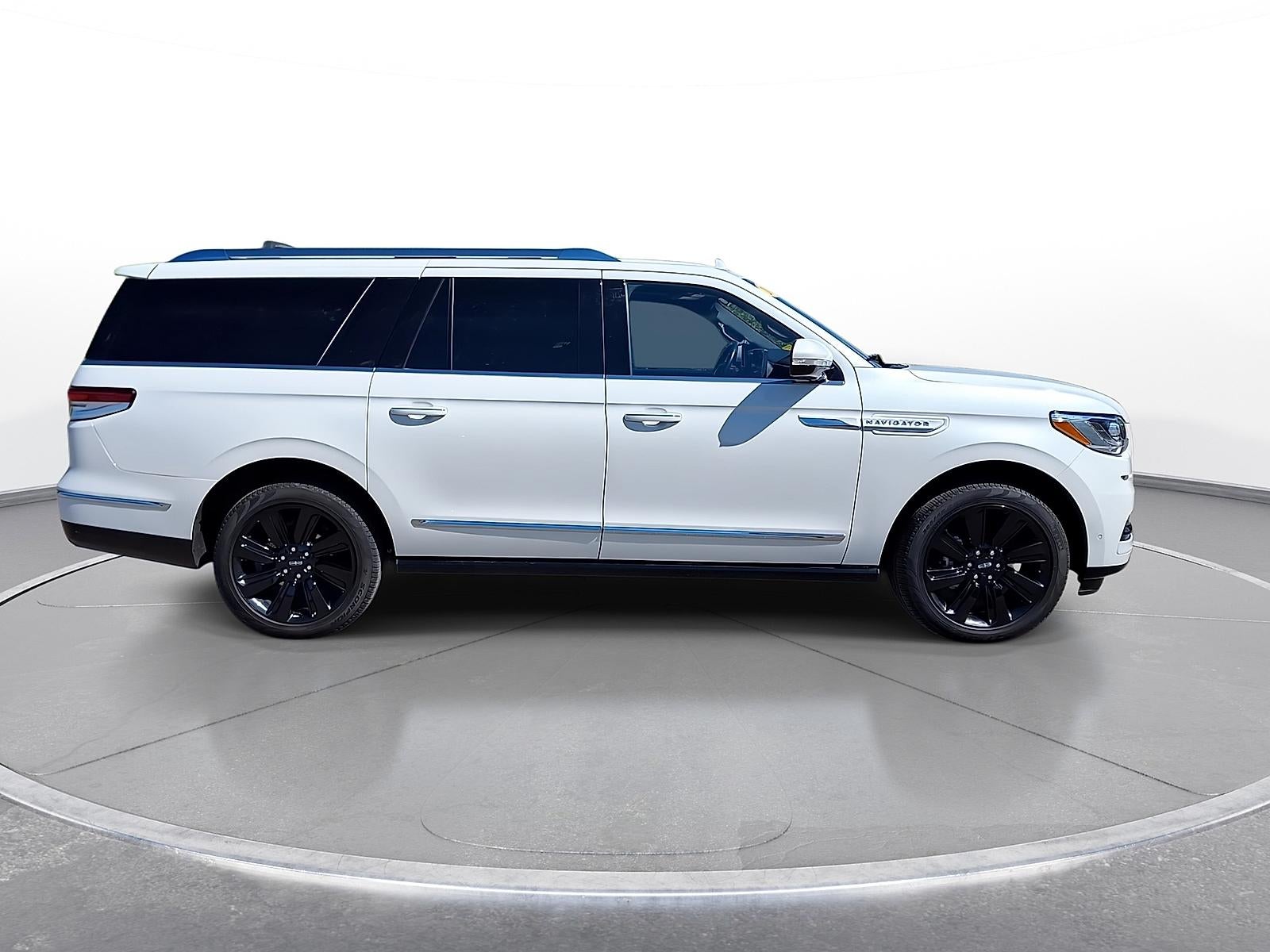 2024 Lincoln Navigator L Reserve