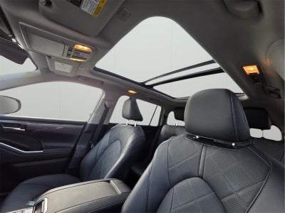 2025 Toyota Highlander Hybrid Platinum