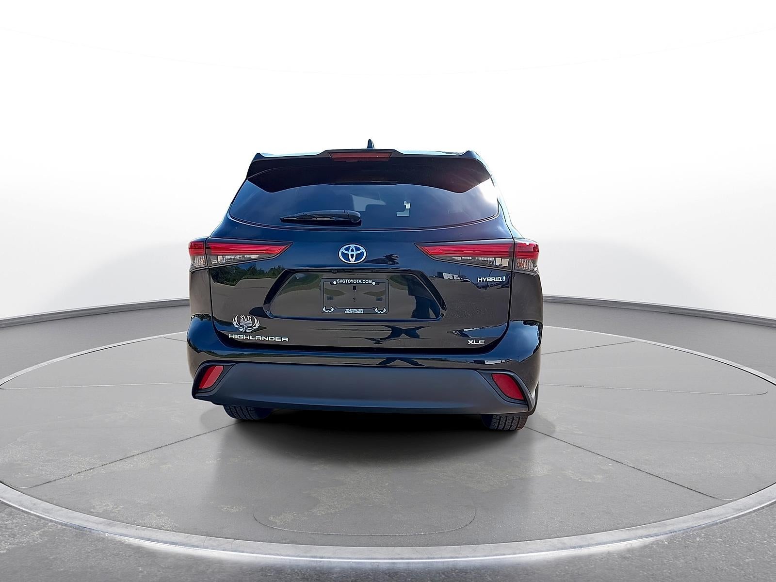 2022 Toyota Highlander Hybrid XLE