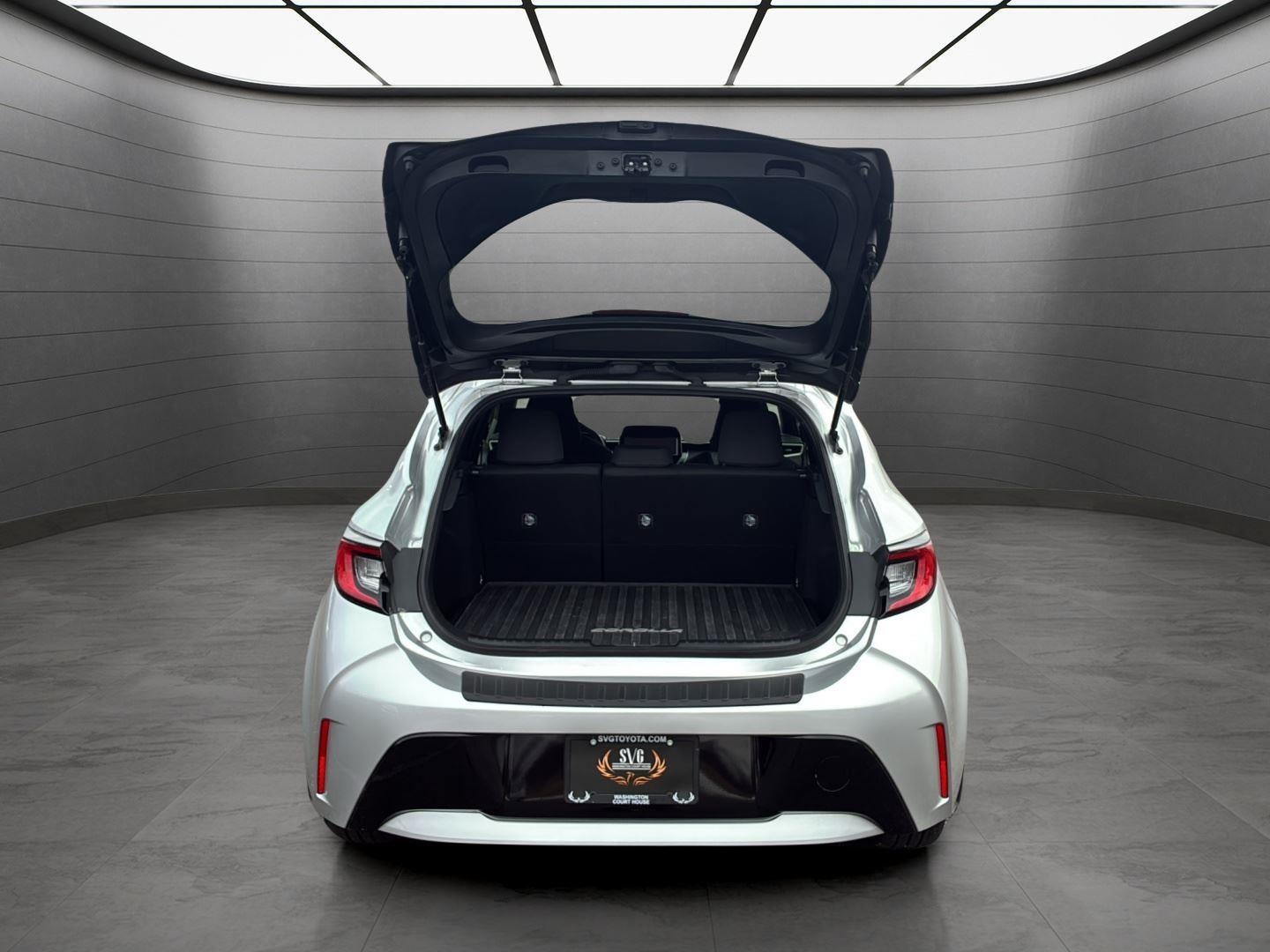 2025 Toyota Corolla Hatchback SE