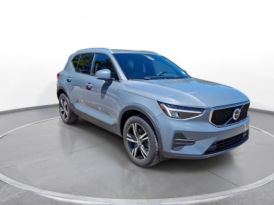 2023 Volvo XC40 Core