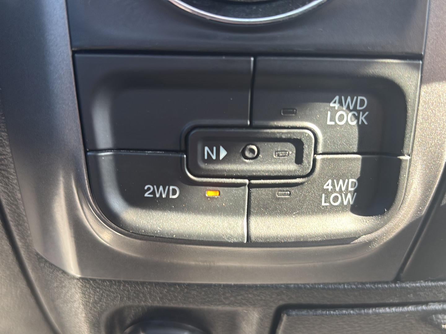 2024 RAM 1500 Classic SLT