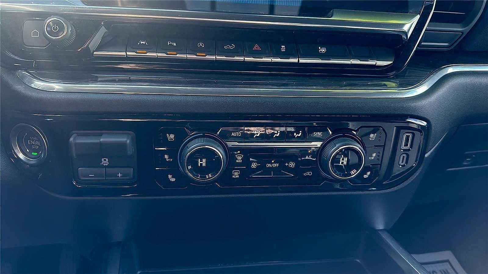 2025 Chevrolet Silverado 1500 LTZ