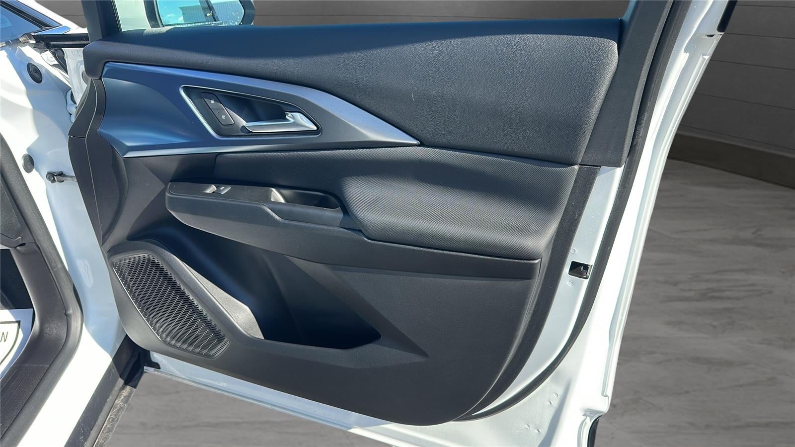 2024 Chevrolet Equinox EV LT