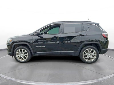 2023 Jeep Compass Latitude Lux