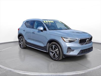 2023 Volvo XC40 Core
