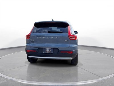 2023 Volvo XC40 Core