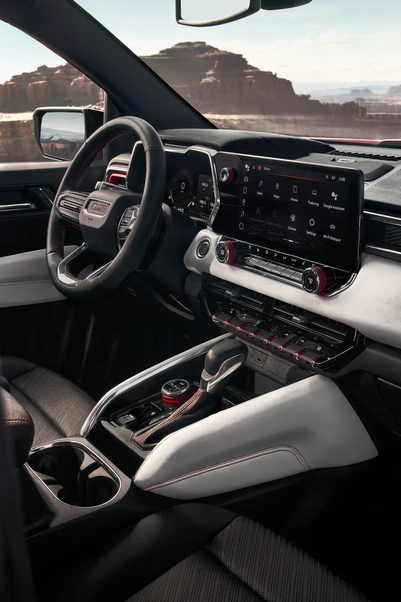 2026 GMC Canyon infotainment system at SVG Springfield GMC in SPRINGFIELD OH